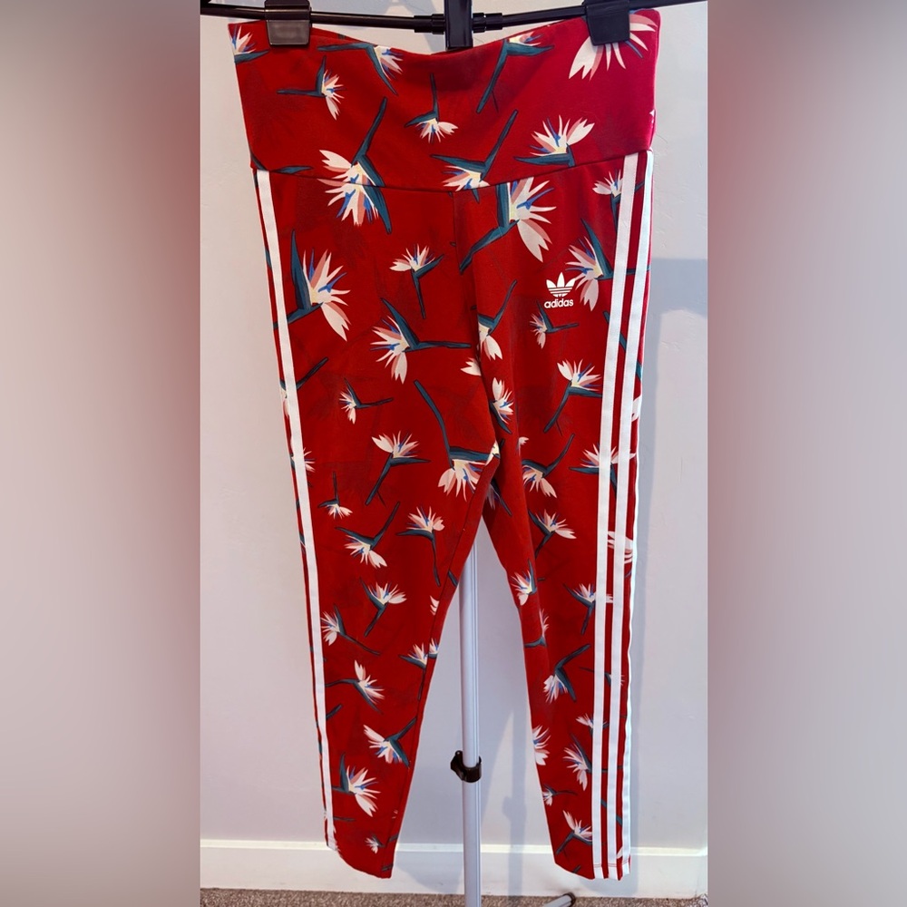 NWOT! Adidas Originals Leggings!